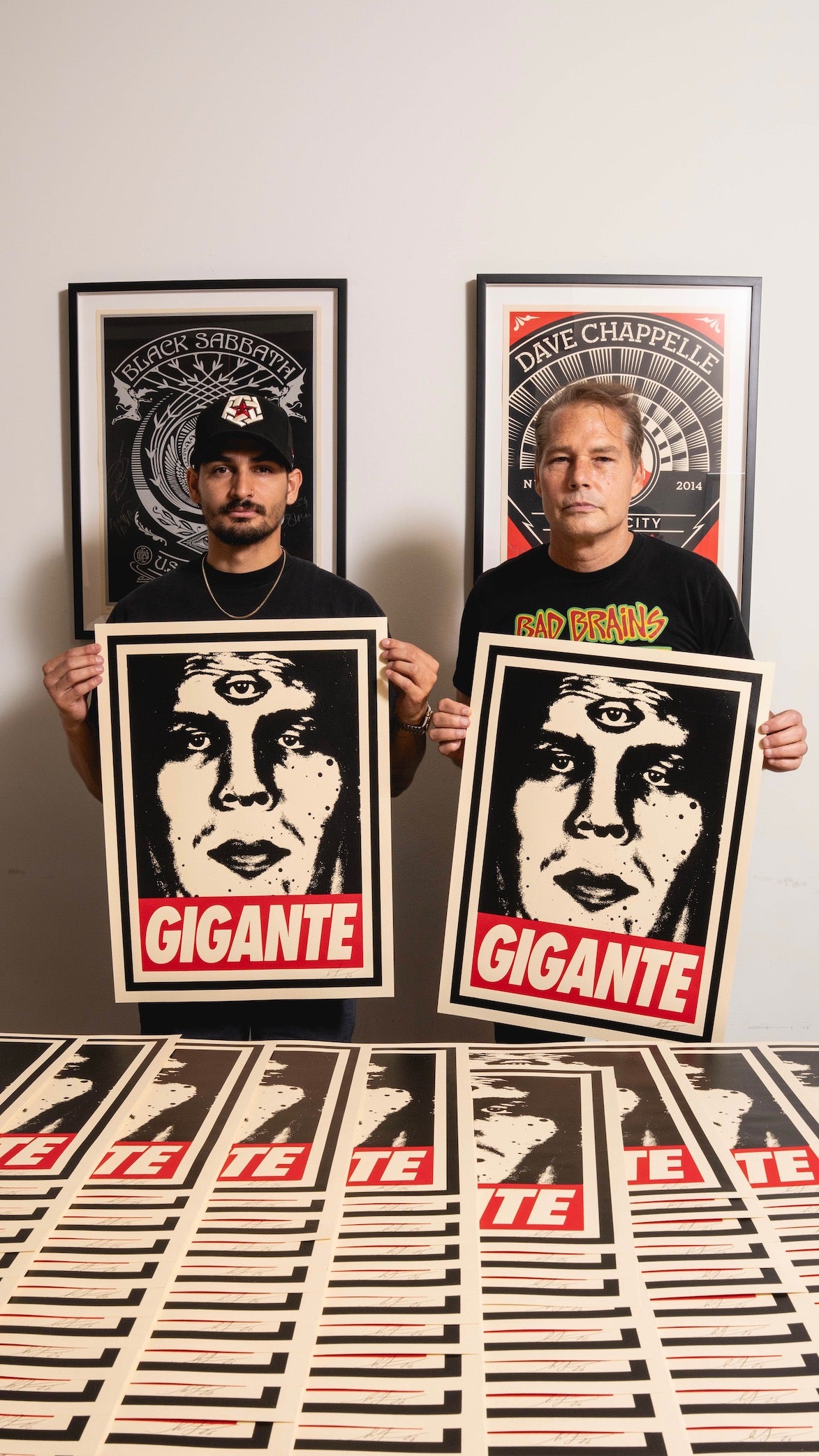 SHEPARD FAIREY X ISAAC PELAYO: GIGANTE